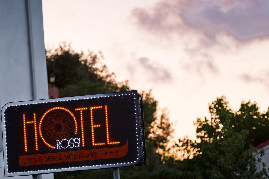 Rossi Hotel Сартен Экстерьер фото